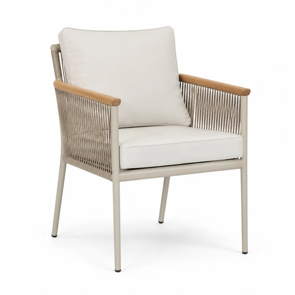 Chaise en aluminium avec cordes beiges et coussins