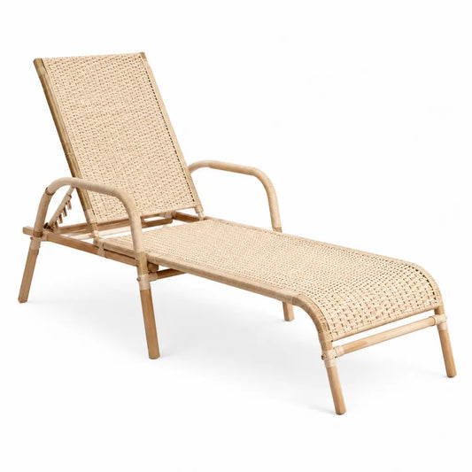Chaise longue extérieure en bambou et rotin synthétique beige