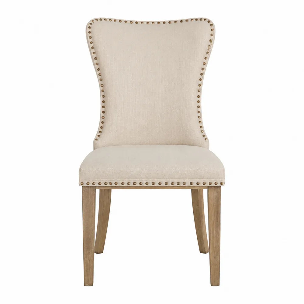 Chaise en tissu beige avec pieds en bois
